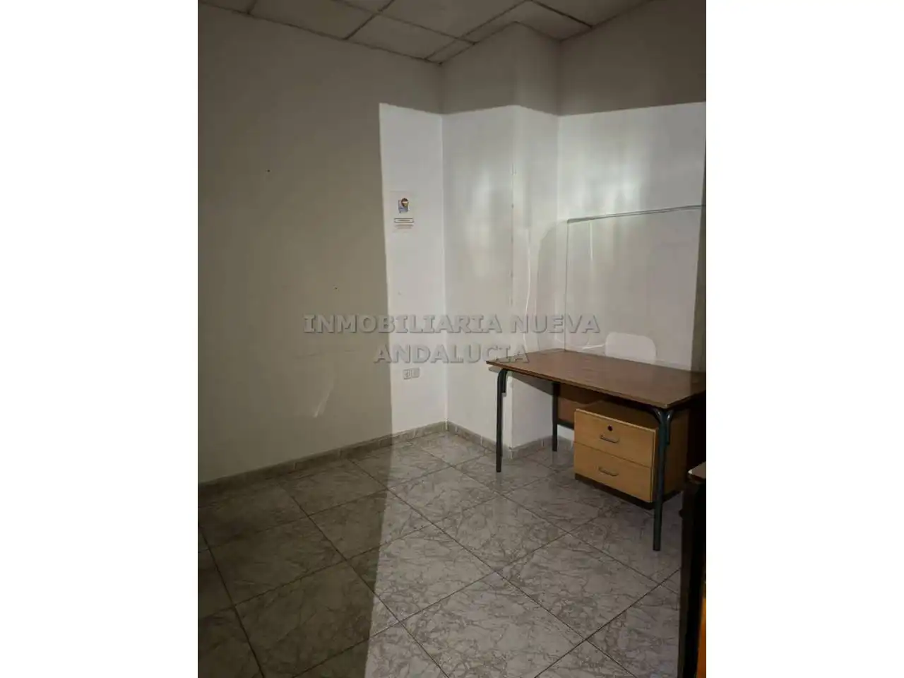 Local comercial de lloguer a Nueva Andalucía, imagen 6