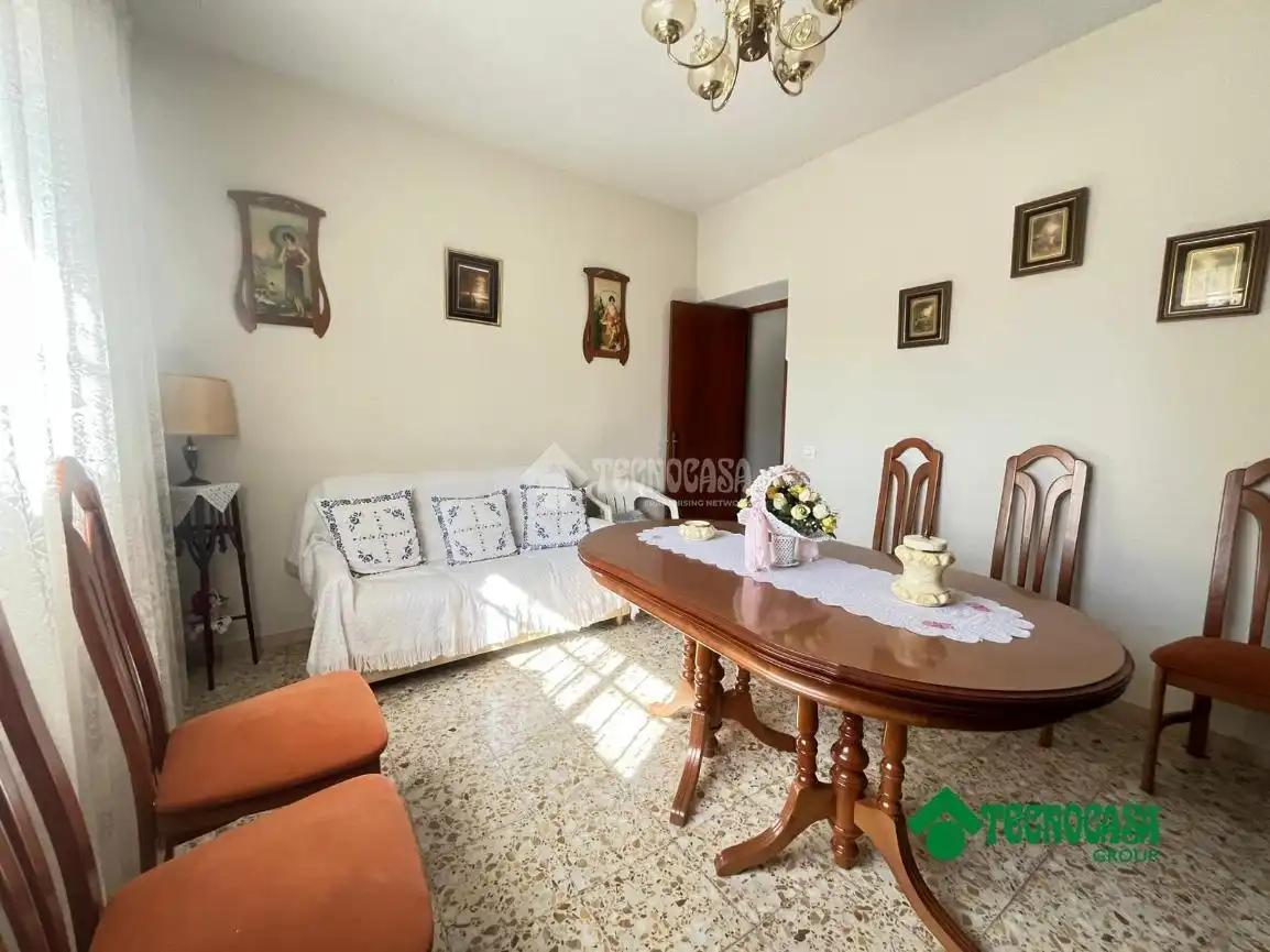 Casa adosada en venta en Santo Domingo-Caudilla
