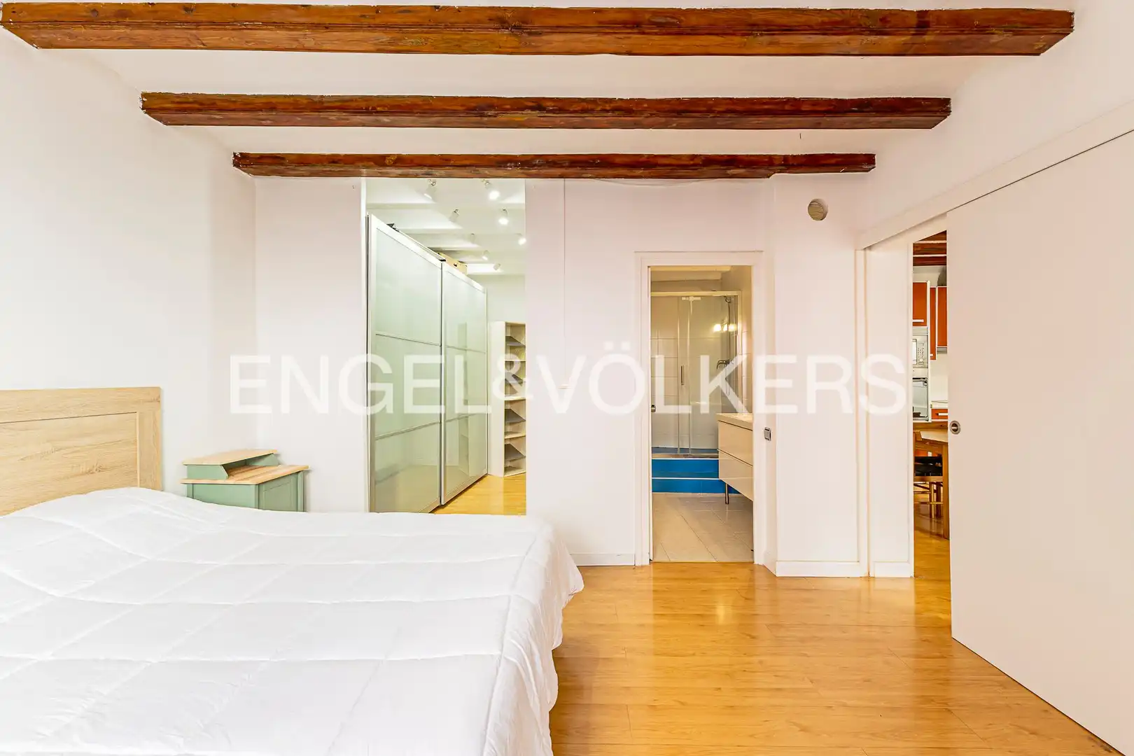Habitación de Piso en venta en Barcelona con Aire acondicionado, Calefacción y Amueblado