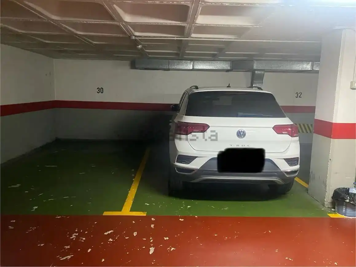 Einzelparkplatz zum Verkauf in Reyes Catolicos, imagen 8