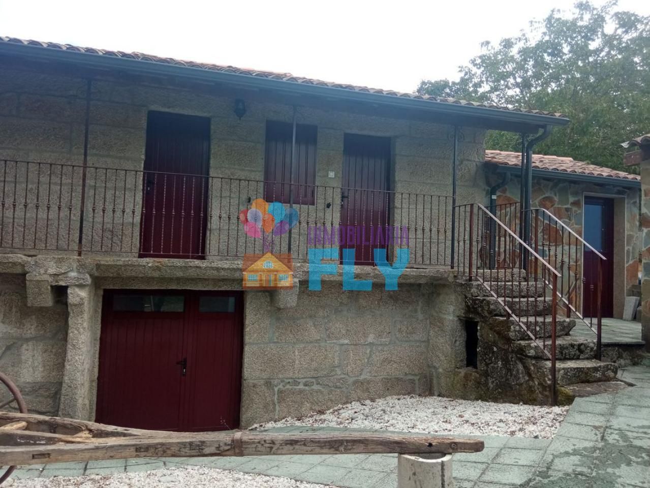 Vista exterior de Finca rústica en venda en A Merca   amb Calefacció, Jardí privat i Terrassa