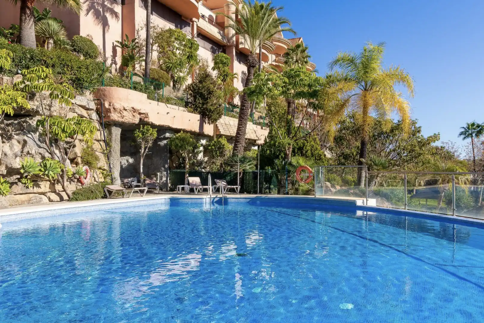 Swimming pool of Flat for rent in Marbella  with Air Conditioner, Heating and Private garden