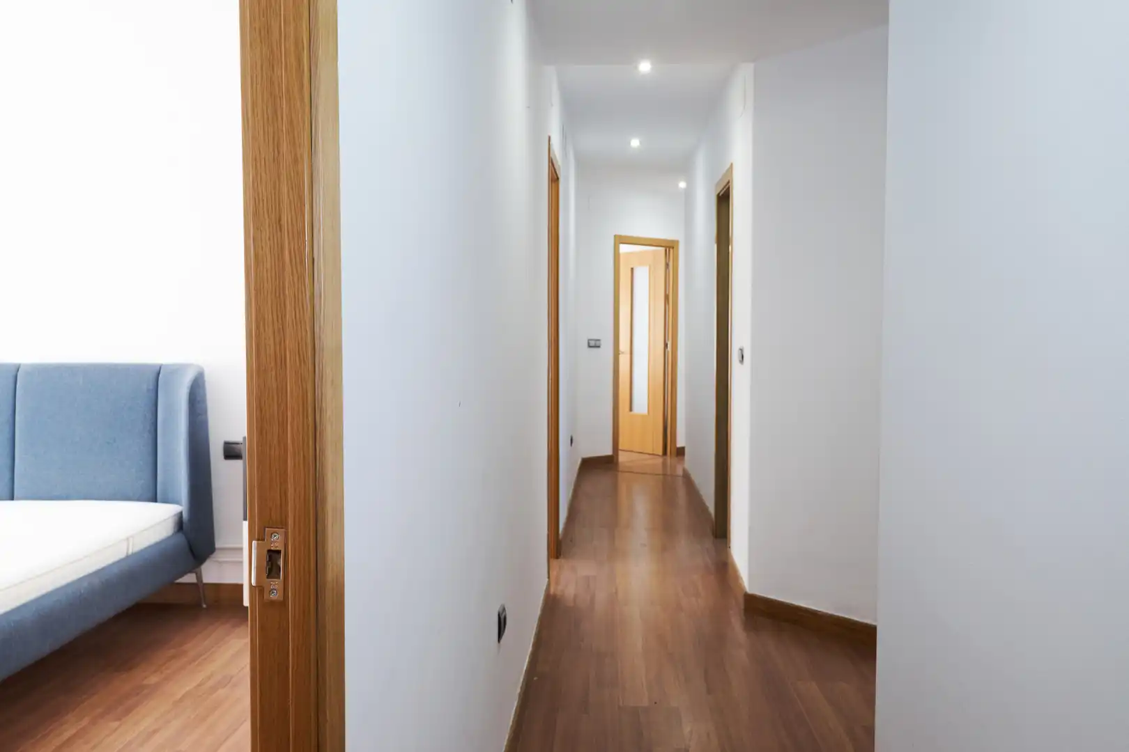 Wohnung zum Verkauf in Jaén mit Klimaanlage, Heizung und Parkett