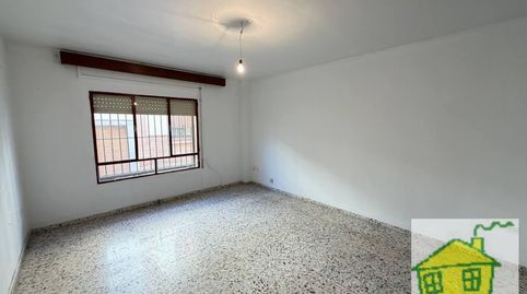 Foto 2 de Piso en venta en Arjonilla, Jaén