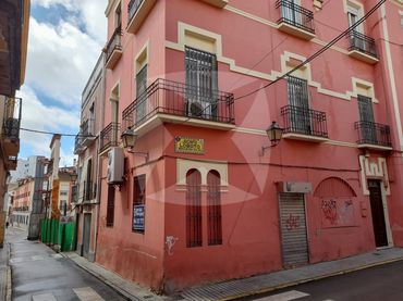 Local comercial en venda a Calle Doctor Lobato