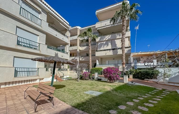 Vista exterior de Apartament en venda en Altea amb Aire condicionat, Calefacció i Piscina