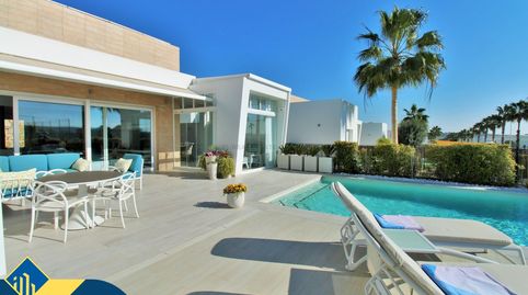 Villa con piscina privada, en la provincia de Alicante, en la localidad de Algorfa. 3 habitaciones | 132 m² | A 14 km del mar, imagen 4