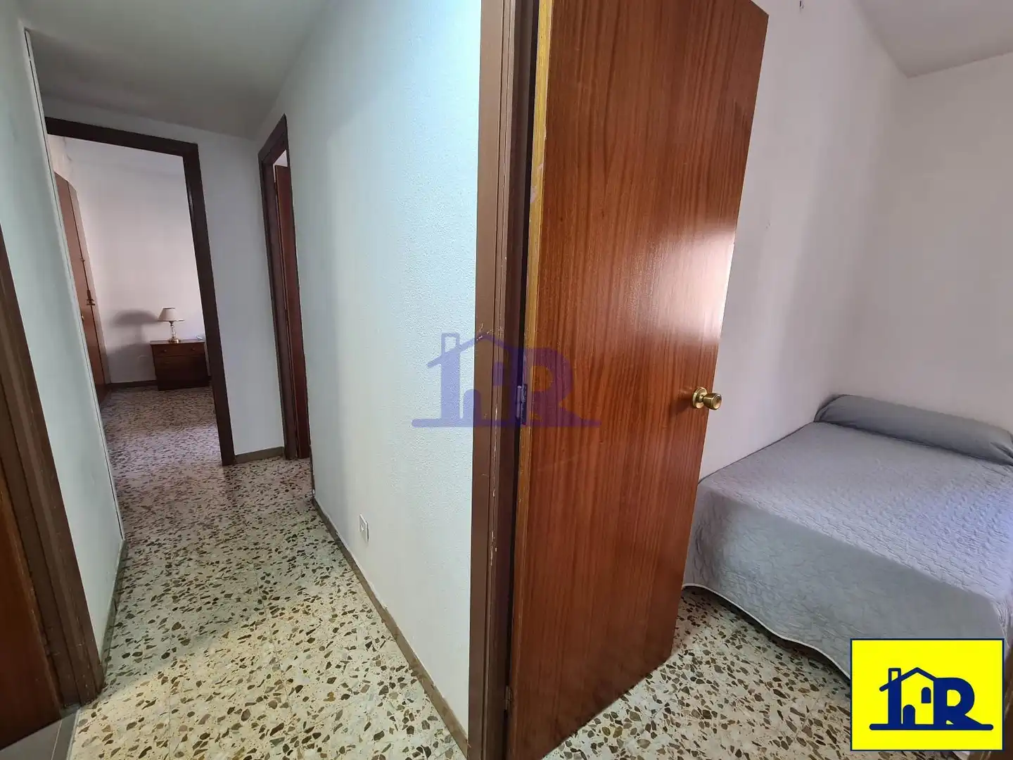 Schlafzimmer von Wohnung zur Miete in Cuenca mit Heizung, Terrasse und Möbliert