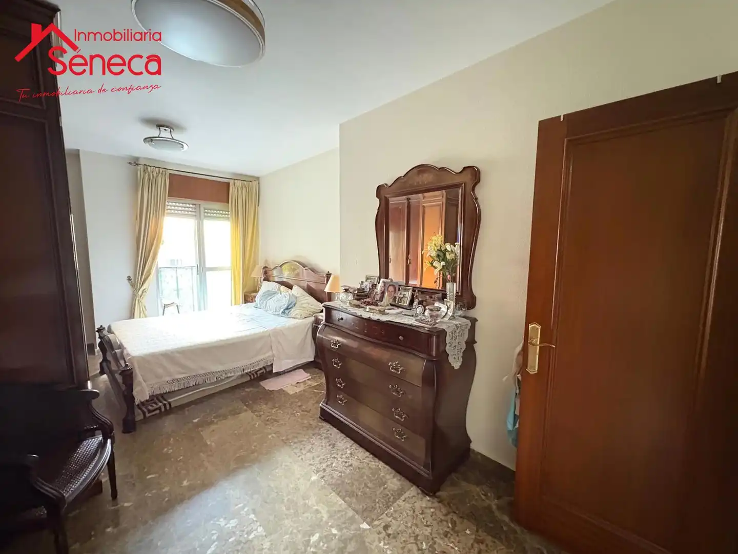 Habitación de Piso en venta en Córdoba con Calefacción
