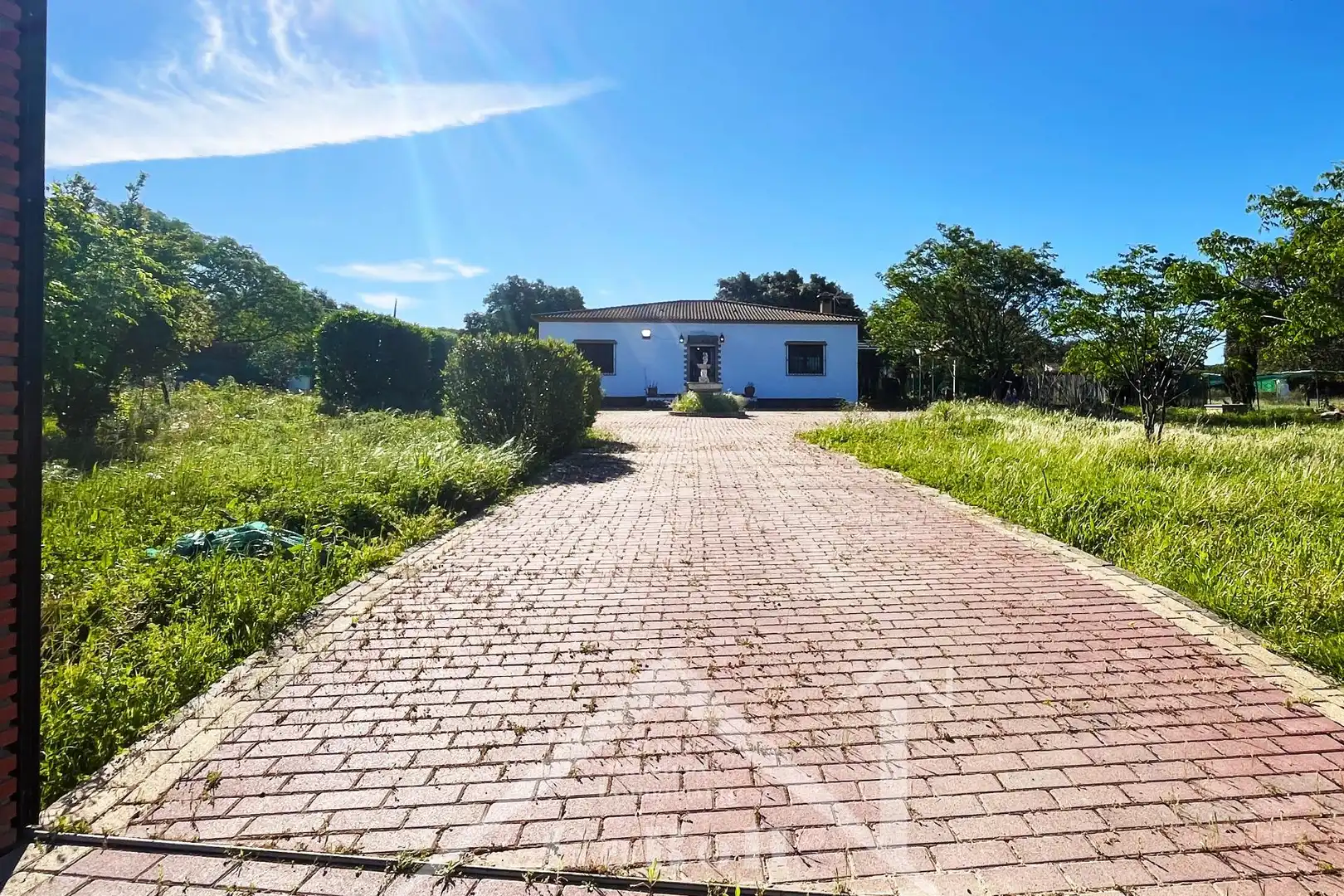 Chalet con piscina en venta en Urbanizacion SIERRA NORTE, imagen 2