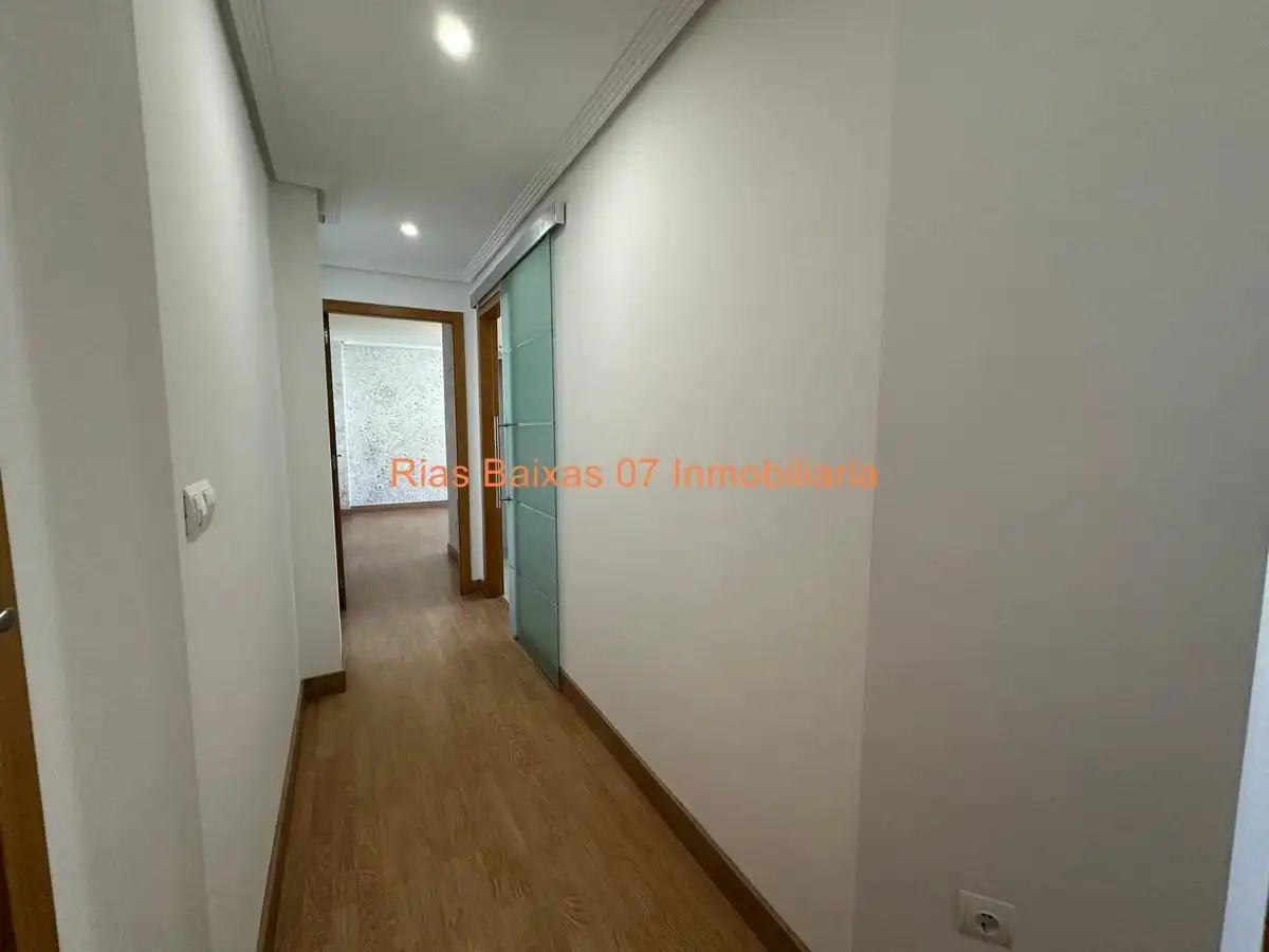 Piso en venta en Vigo  con Calefacción y Balcón