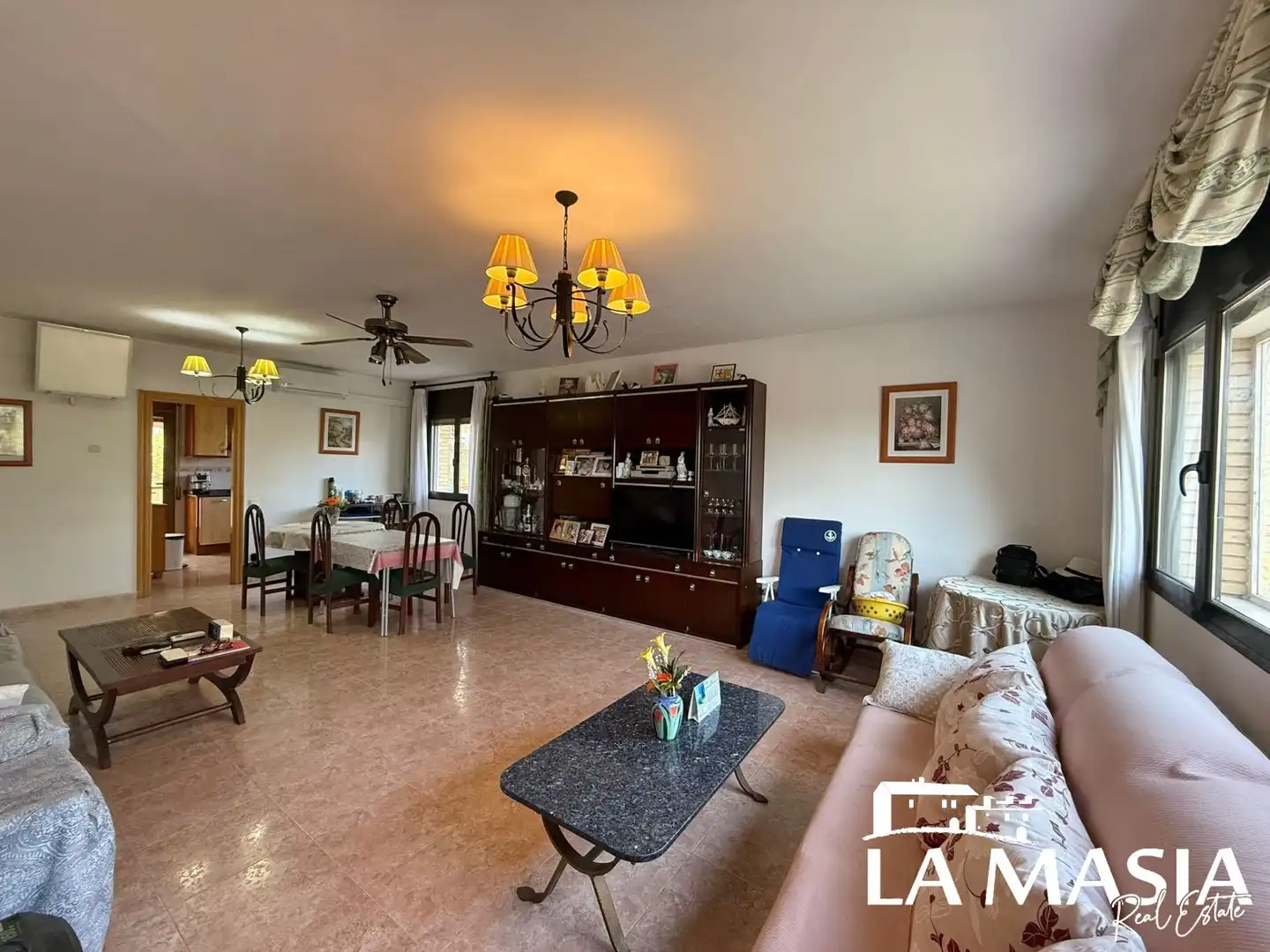 Casa con jardín en venta en Olivella, imagen 3