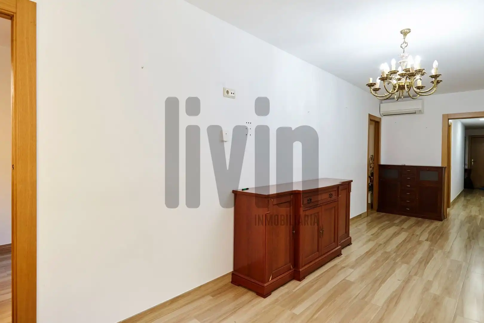 Sala d'estar de Pis en venda en Jaén amb Aire condicionat i Calefacció