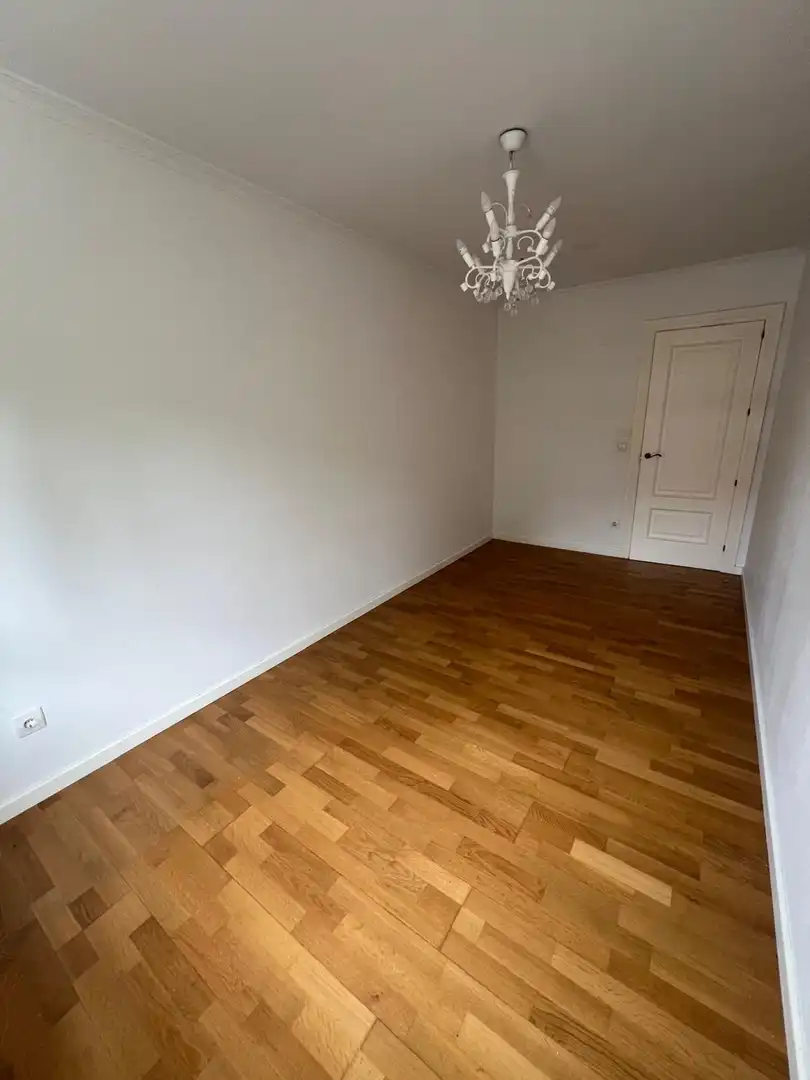 Habitación de Piso en venta en  Logroño con Calefacción, Parquet y Terraza