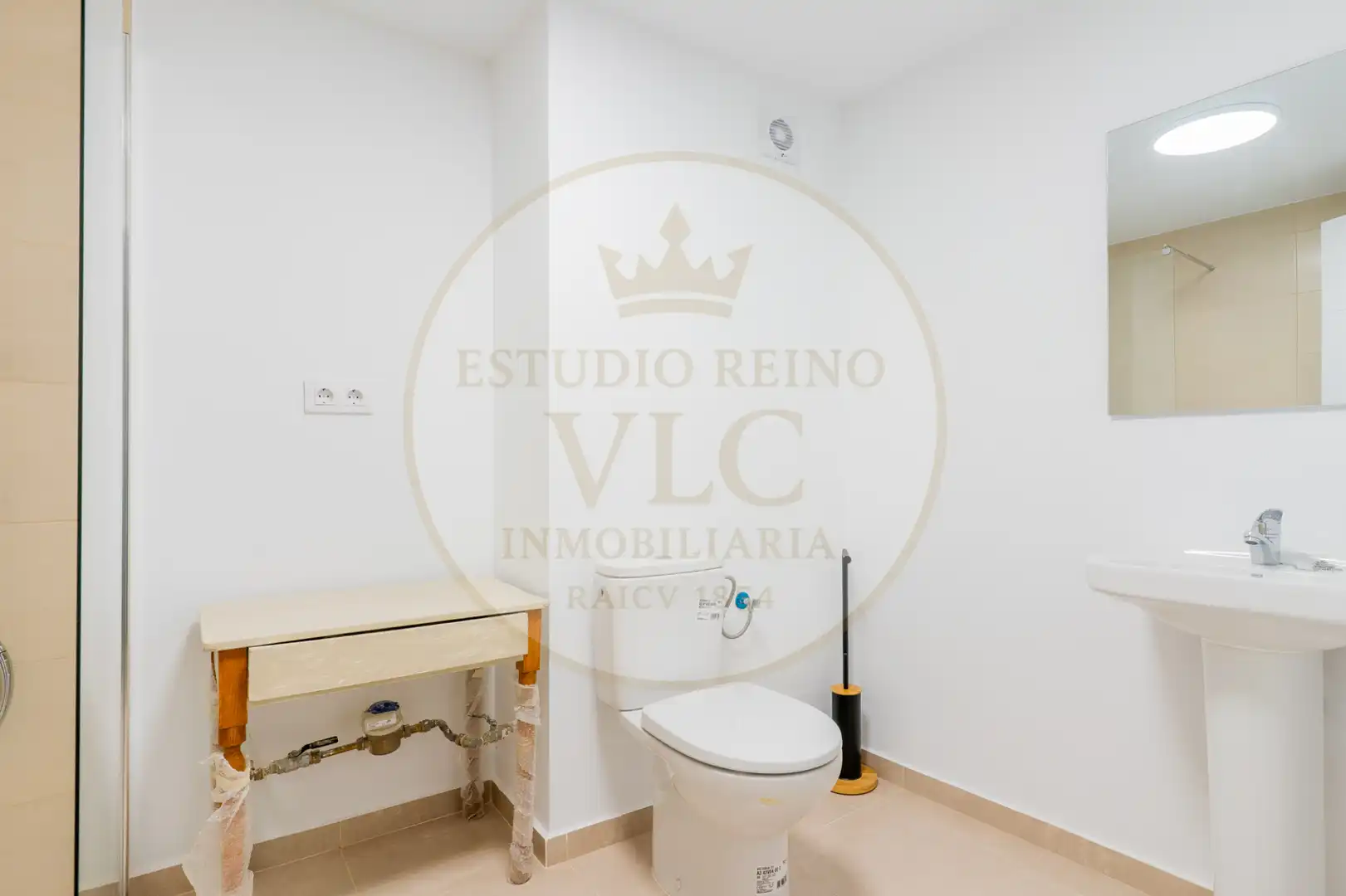 Bany de Apartament en venda en Valencia amb Aire condicionat, Calefacció i Parquet