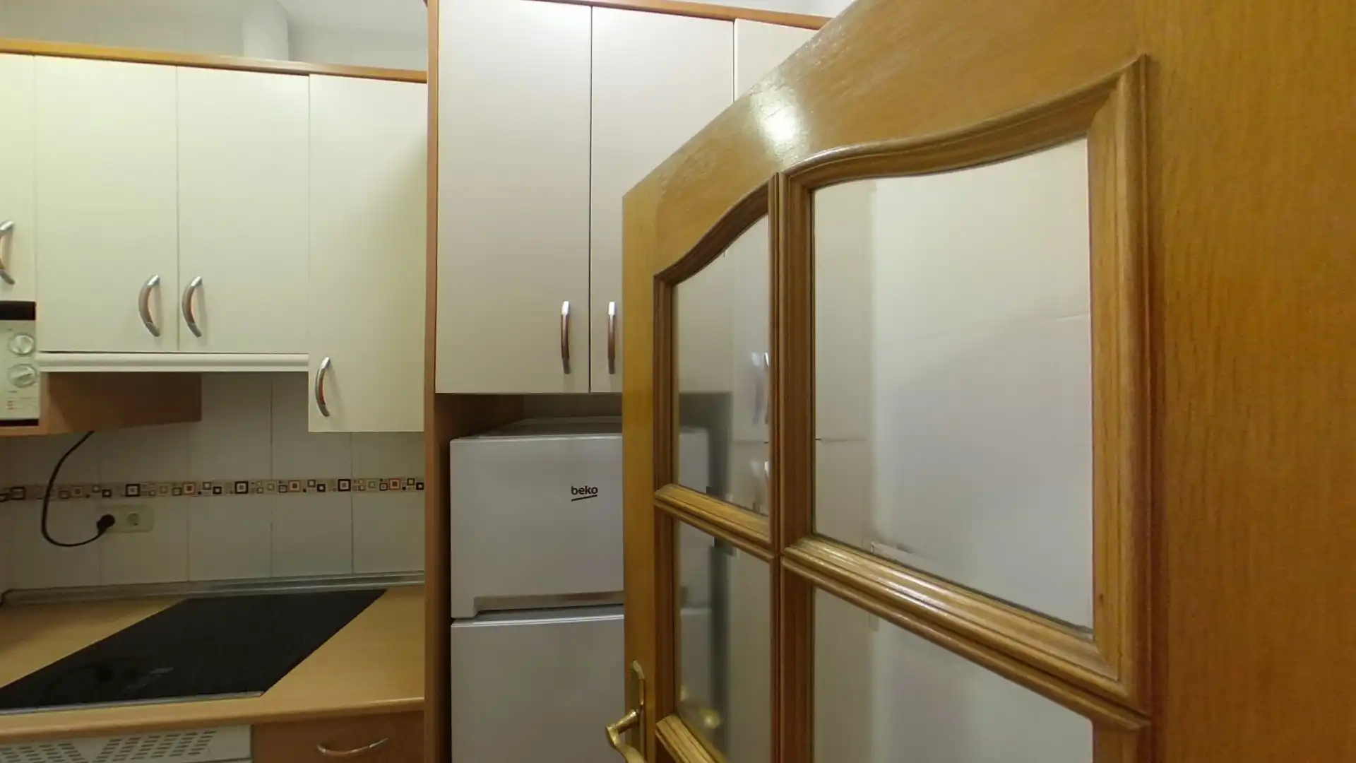 Cuina de Pis de lloguer en  Madrid Capital amb Calefacció, Terrassa i Moblat