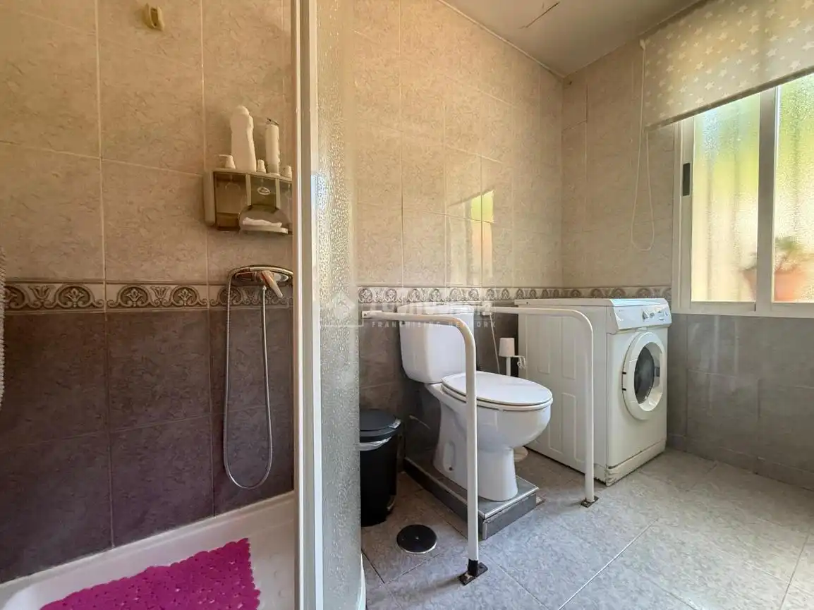 Bathroom of Houses for sale in Madrid  with Heating and Terrace