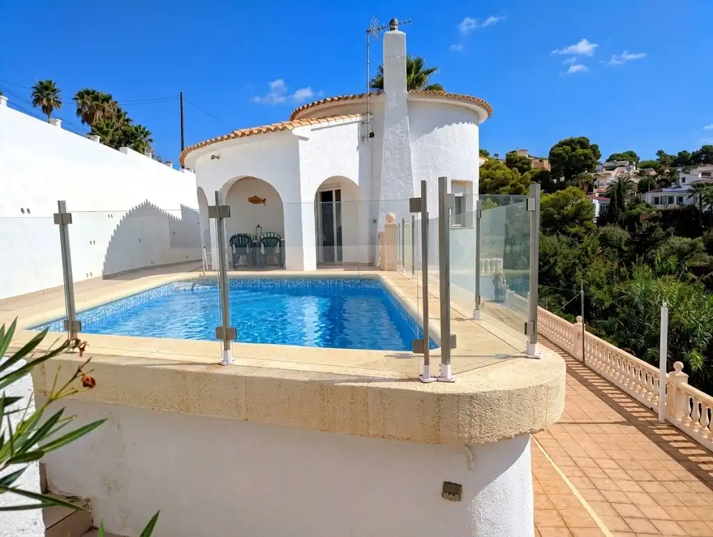 House for sale in Cala Advocat - Baladrar