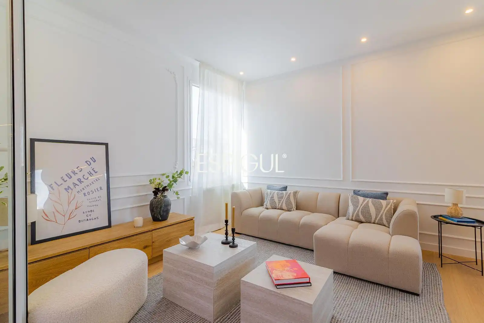 Wohnzimmer von Dachboden zum Verkauf in Madrid mit Klimaanlage, Heizung und Terrasse