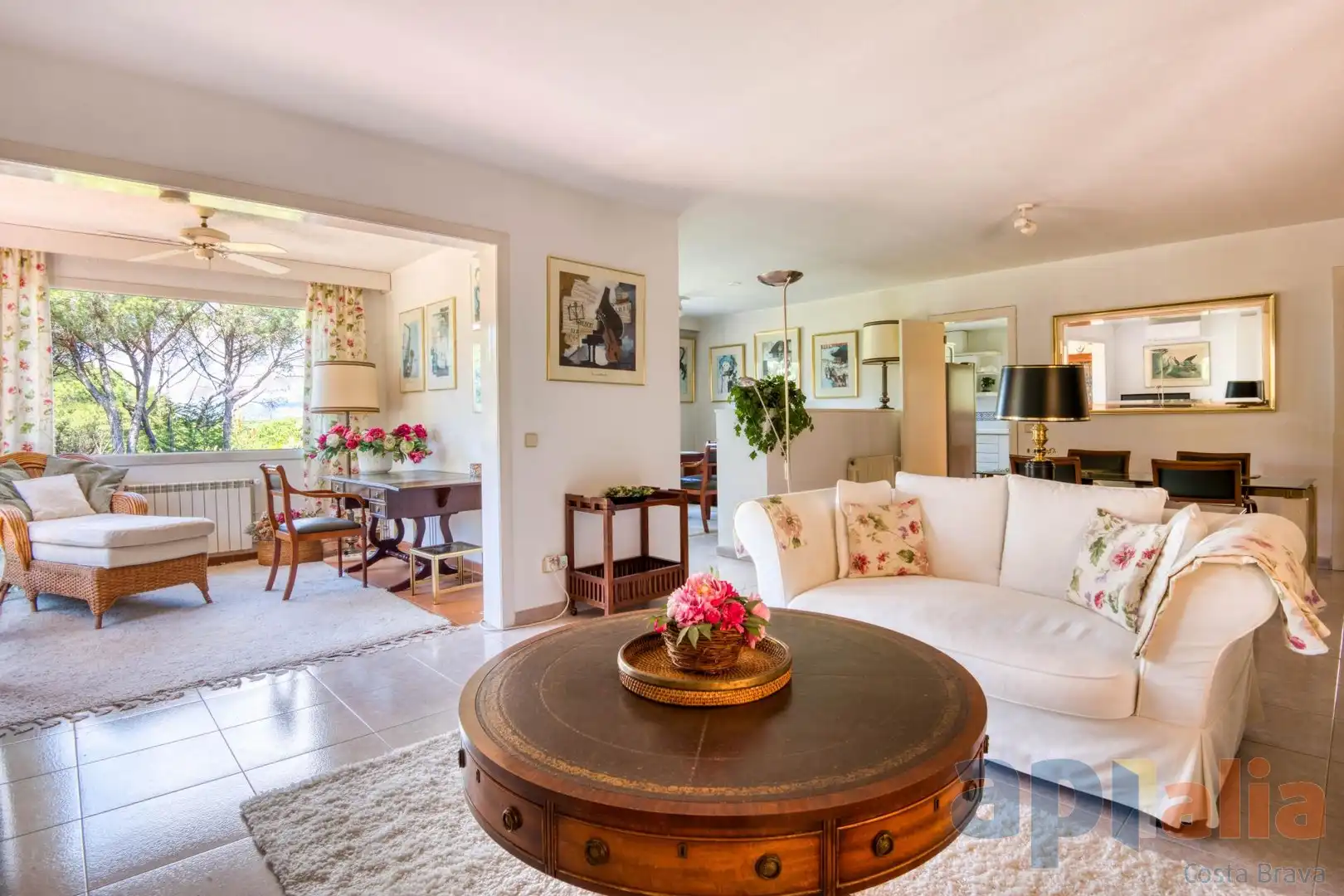 Sala d'estar de Casa o xalet en venda en Santa Cristina d'Aro amb Calefacció, Jardí privat i Terrassa