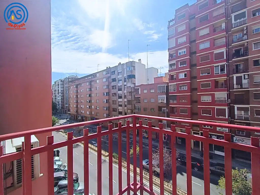 Flat for rent in Avenida del Tenor Fleta, 115, La Granja