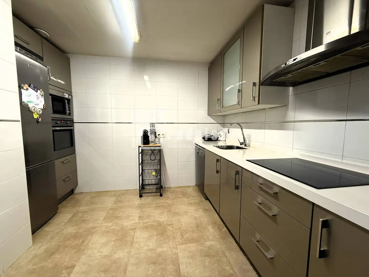 Cocina de Piso en venta en Madrid con Aire acondicionado, Calefacción y Jardín privado