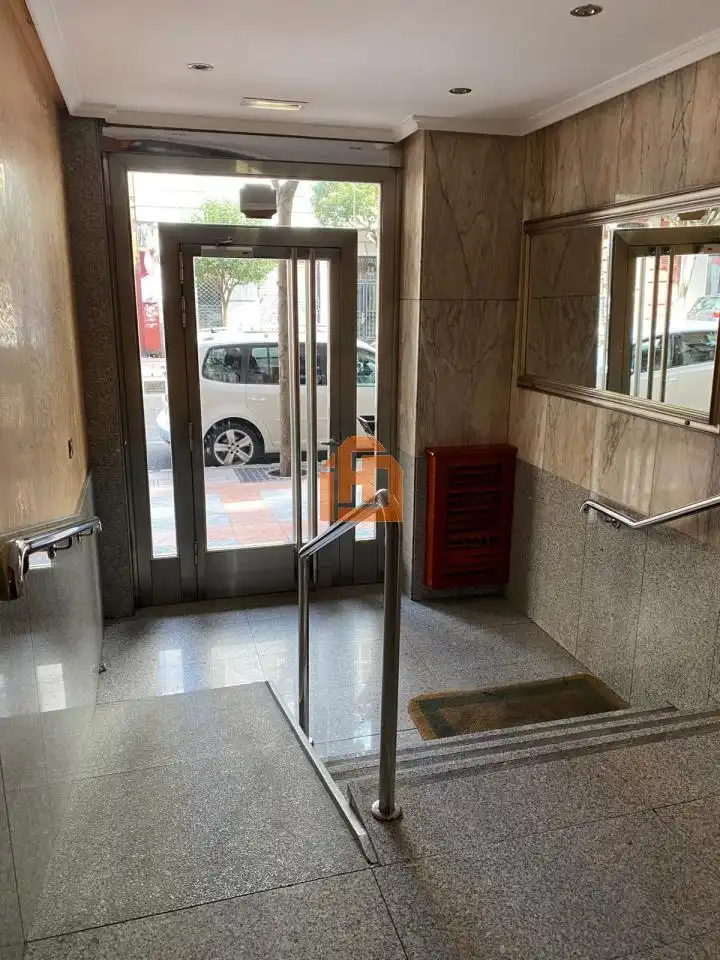 Piso en venta en León Capital  con Calefacción, Parquet y Terraza