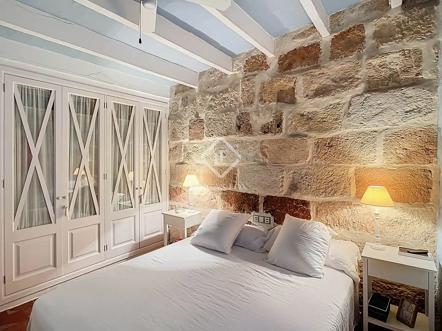 Schlafzimmer von Haus oder Chalet zum Verkauf in Ciutadella de Menorca mit Klimaanlage, Heizung und Privatgarten