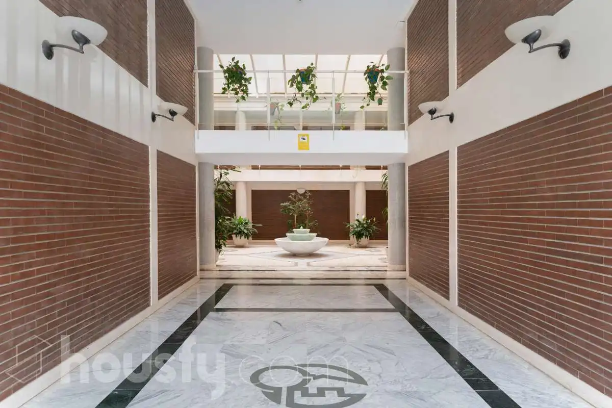 Flat for sale in Calle Edward Elgar, La Princesa