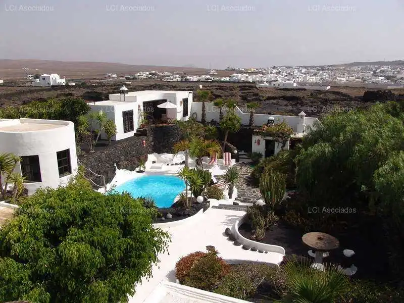 Vista exterior de Casa o chalet en venta en Teguise