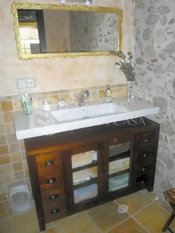 Baño de Casa adosada en venta en Caldes de Montbui con Aire acondicionado, Parquet y Trastero
