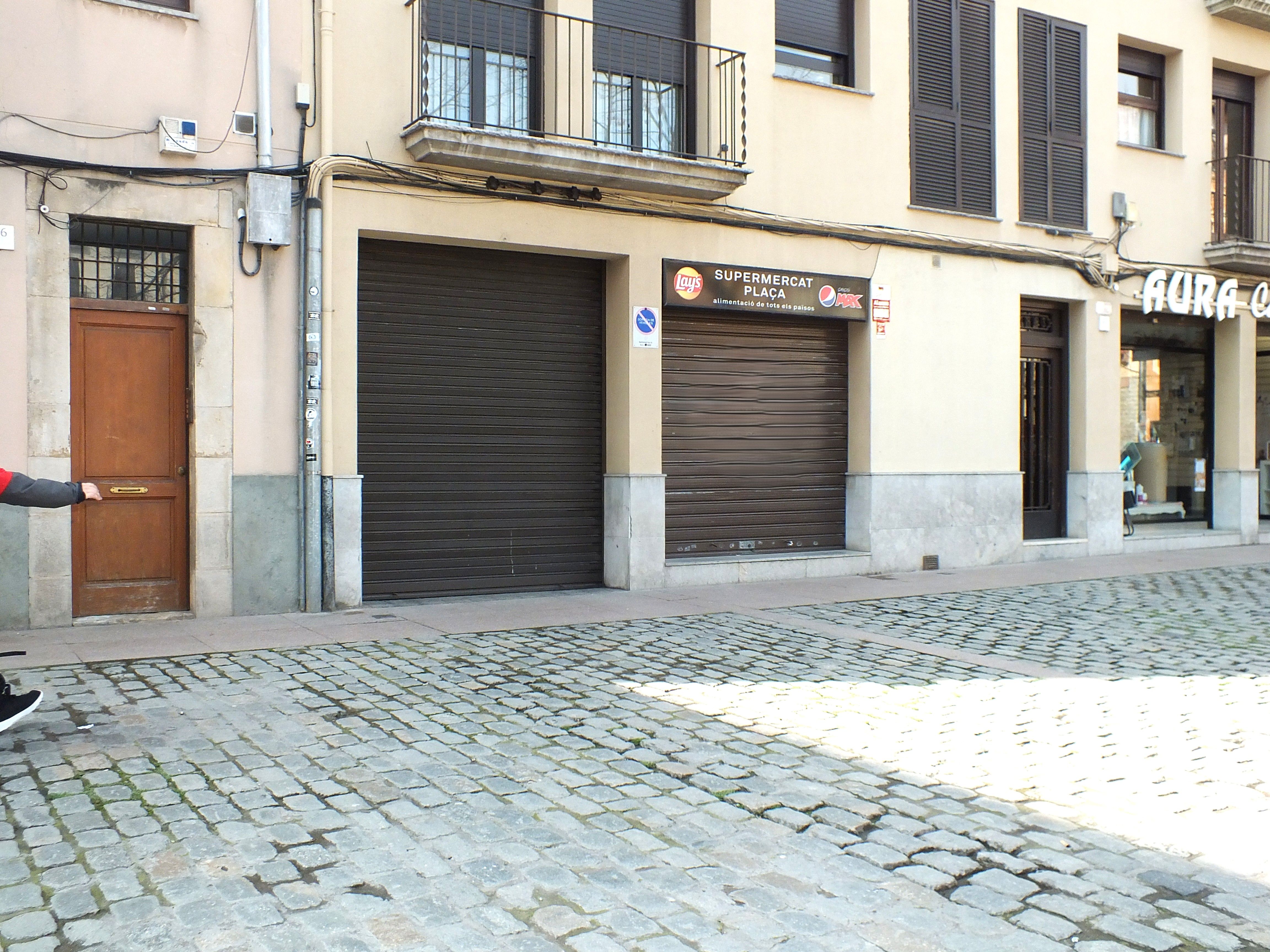 Garage for sale in Centre