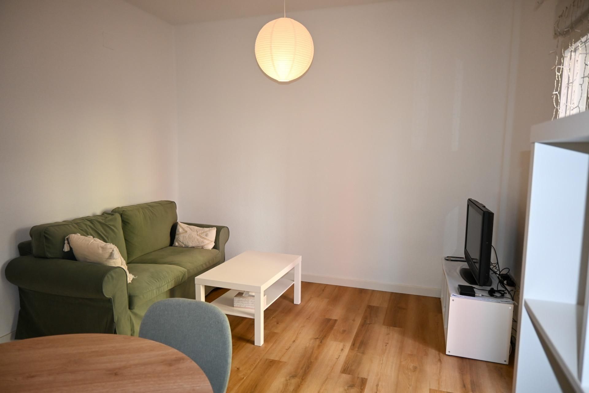 Sala d'estar de Pis de lloguer en  Valencia Capital amb Moblat i Balcó