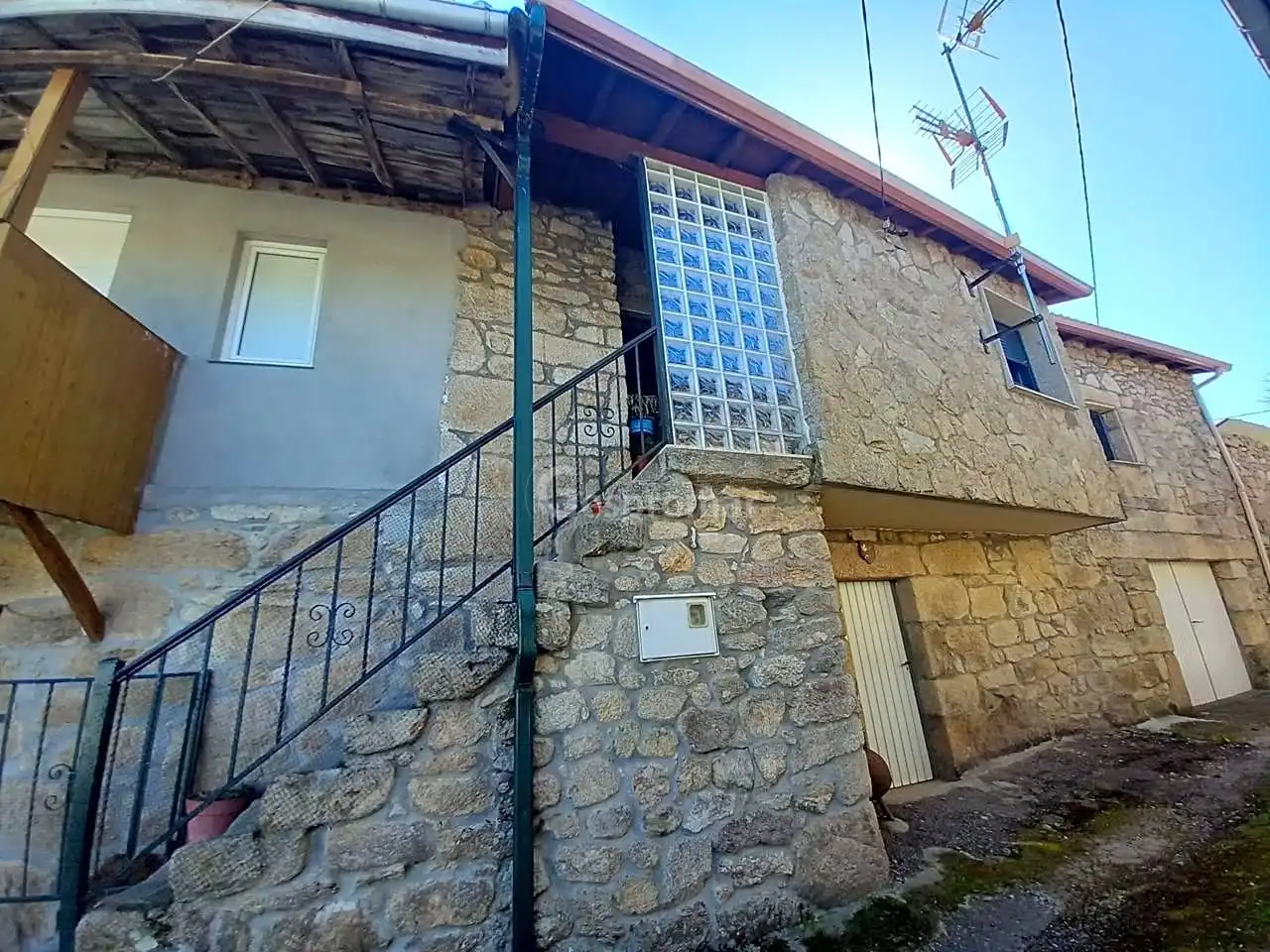 Maison avec terrasse à vendre à Castro Caldelas