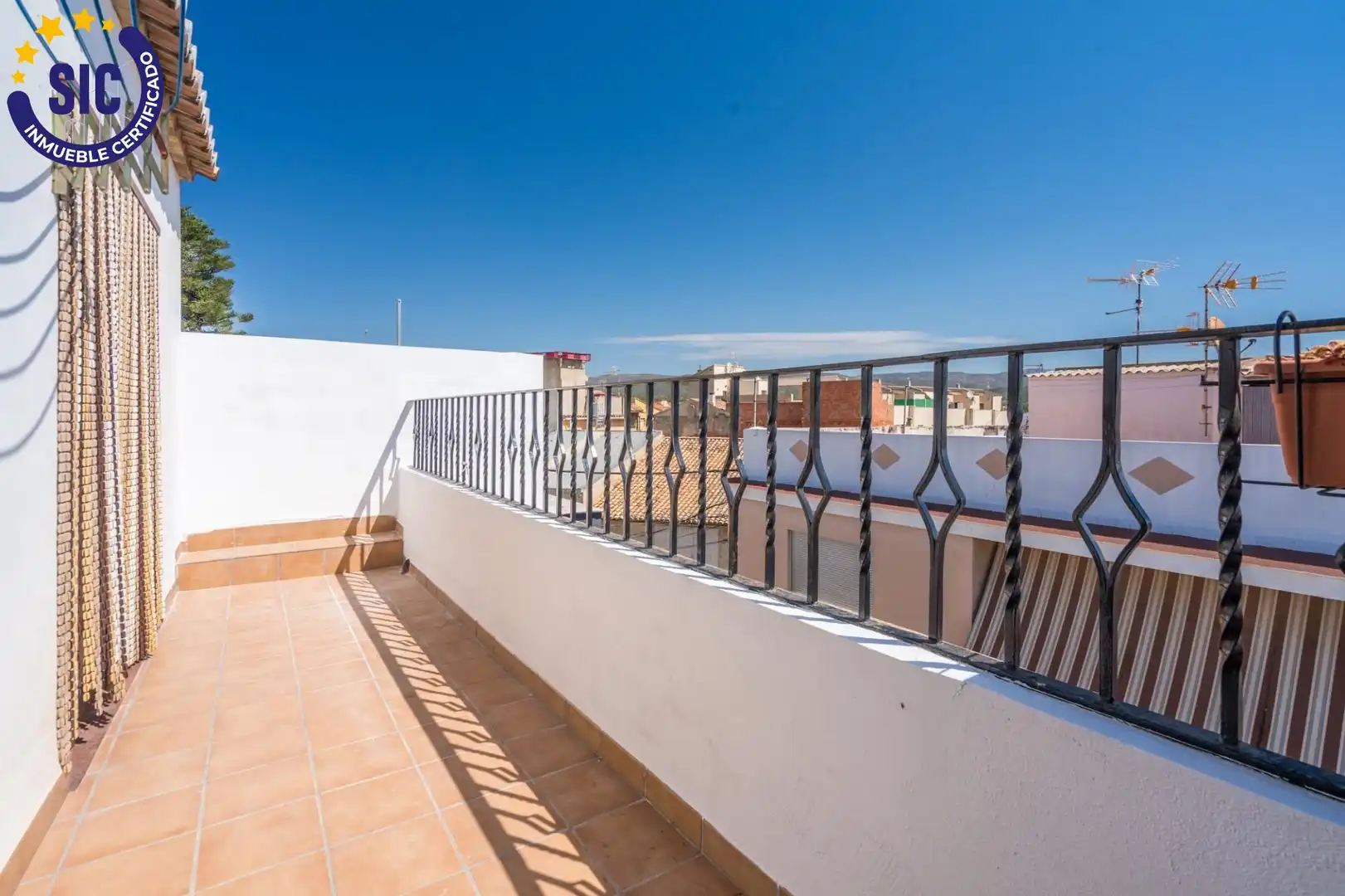 Terrassa de Casa adosada en venda en Casinos amb Aire condicionat, Terrassa i Moblat