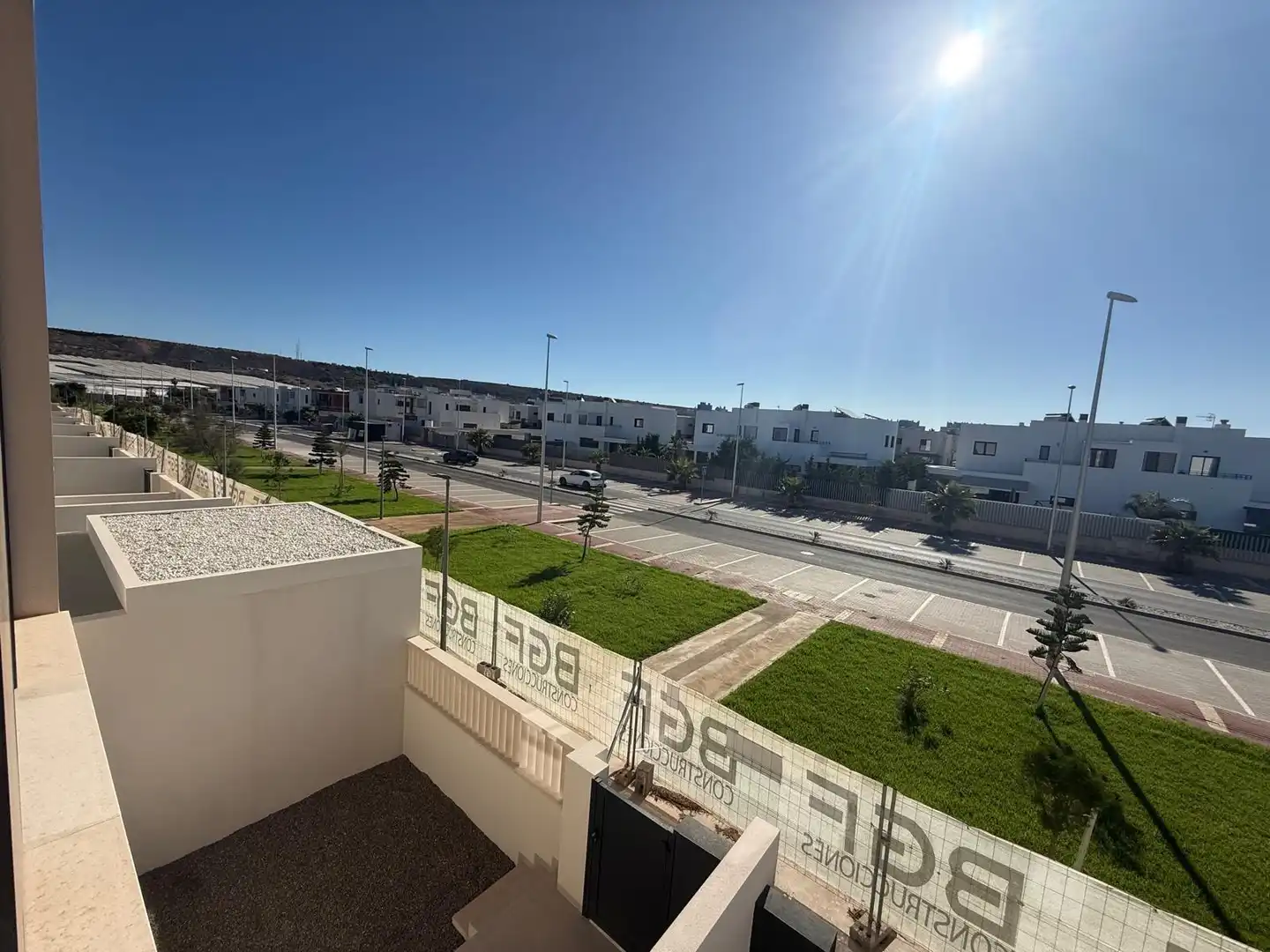 Vista exterior de Casa o chalet de alquiler en El Ejido con Jardín privado, Terraza y Piscina comunitaria