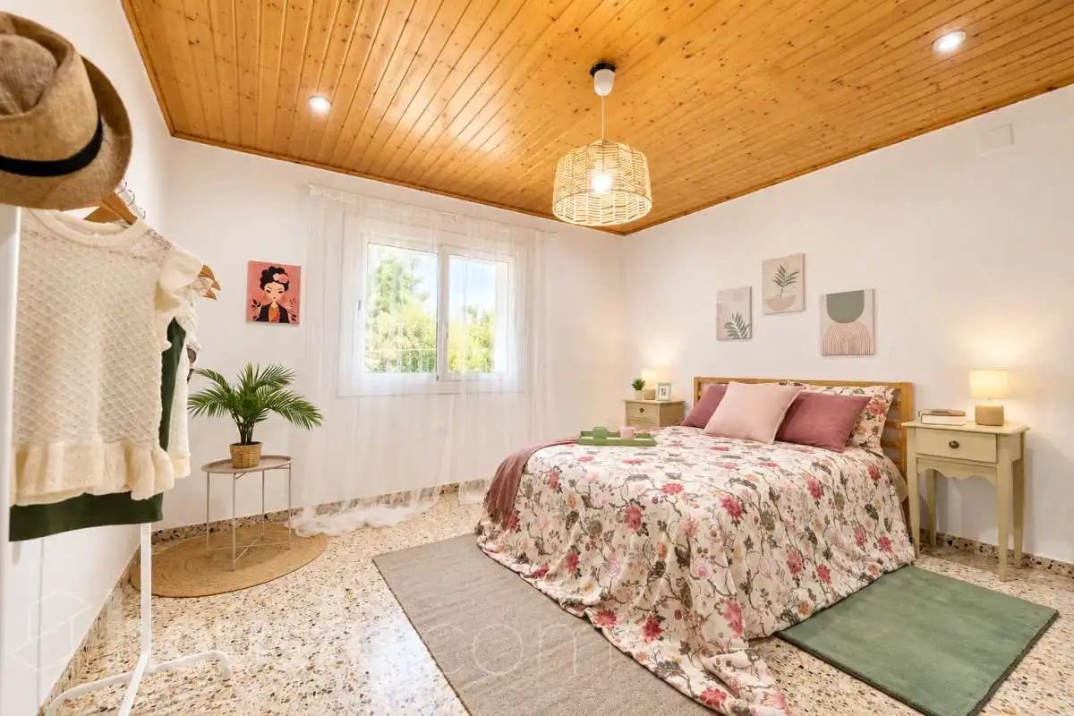 Habitación de Planta baja en venta en El Poal