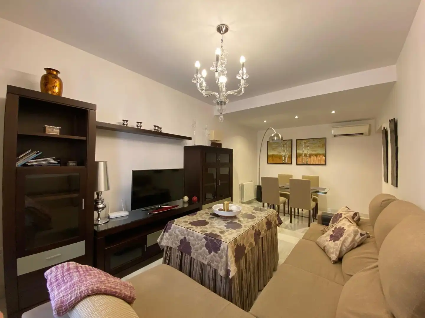 Sala de estar de Casa adosada de alquiler en La Rinconada