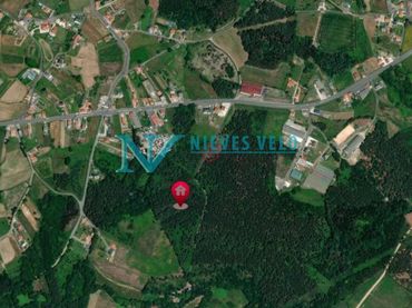 Terreno rústico en venta en Carballo