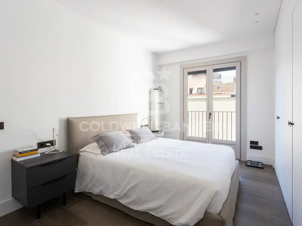 Dormitori de Àtic en venda en Barcelona amb Aire condicionat, Terrassa i Piscina