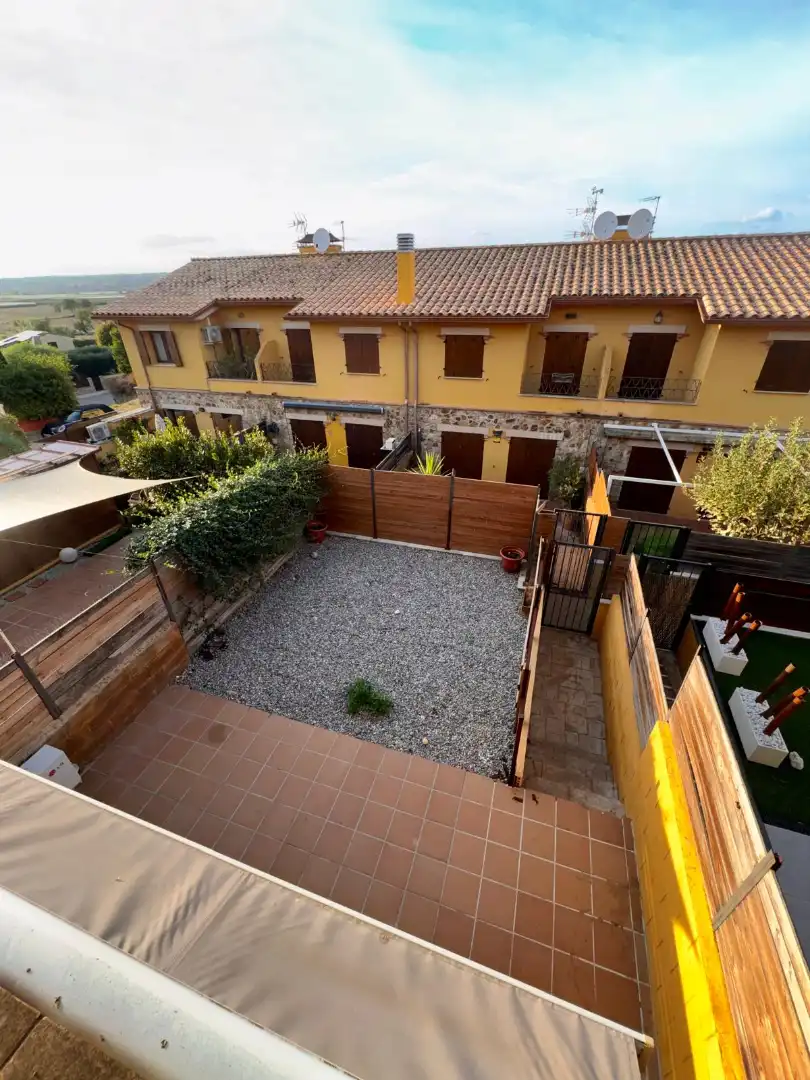 Adossat amb terrassa en venda a Carrer de Can Vinyes, imagen 18