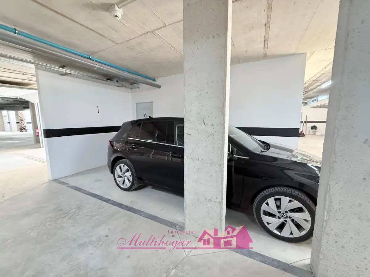 Parking de Planta baja en venta en Sant Antoni de Portmany con Aire acondicionado, Calefacción y Jardín privado