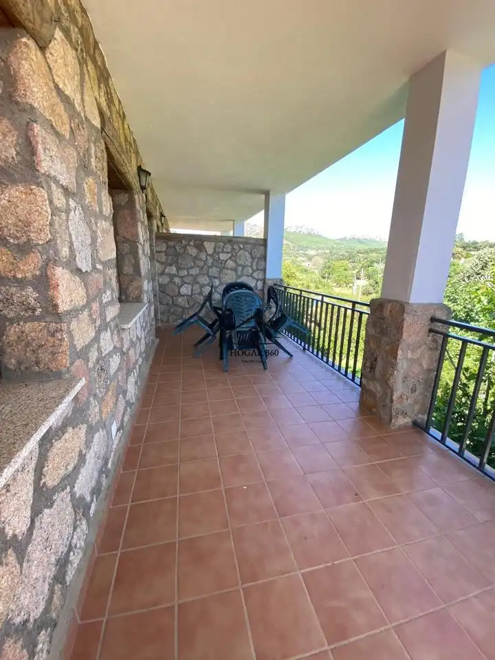 Terrassa de Finca rústica en venda en Valencia de Alcántara amb Jardí privat, Terrassa i Piscina