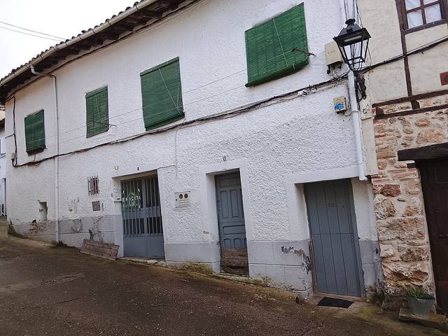 Casa-chalet en Venta en Arenas de San Pedro