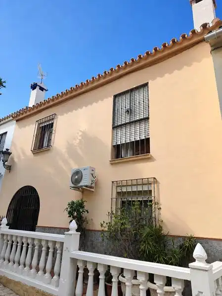 Vista exterior de Finca rústica en venta en Estepona con Aire acondicionado y Calefacción