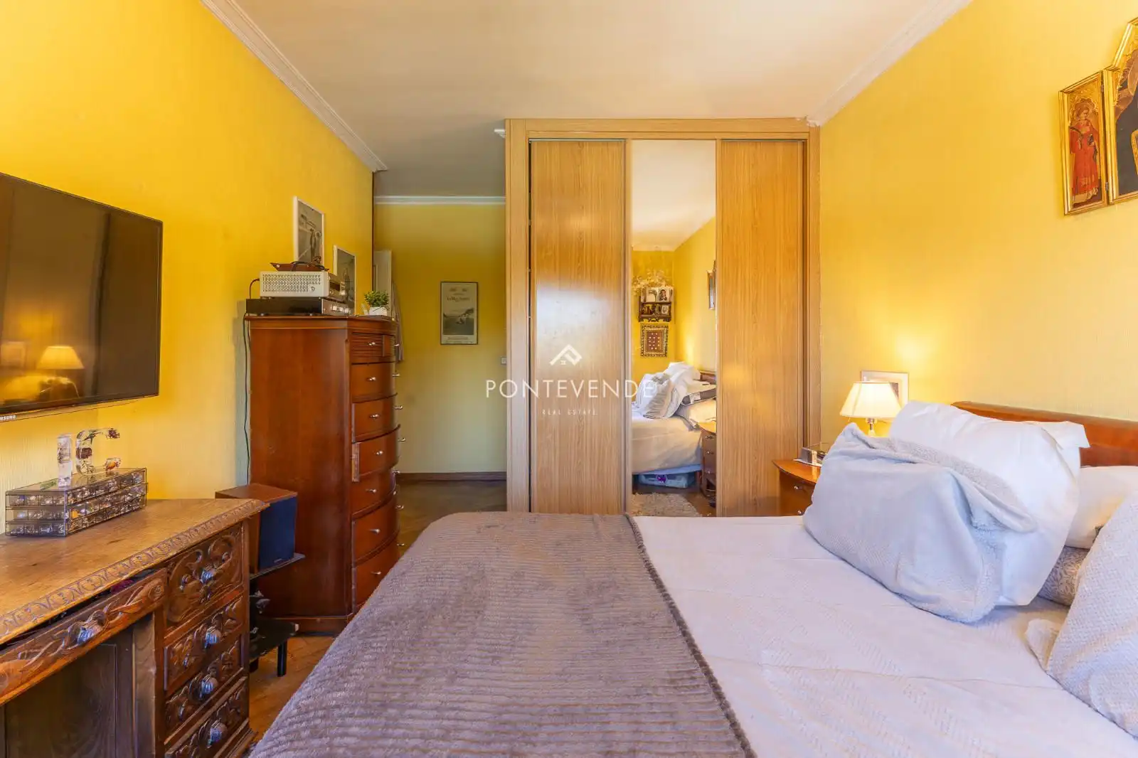 Schlafzimmer von Wohnung zum Verkauf in Vilagarcía de Arousa mit Heizung