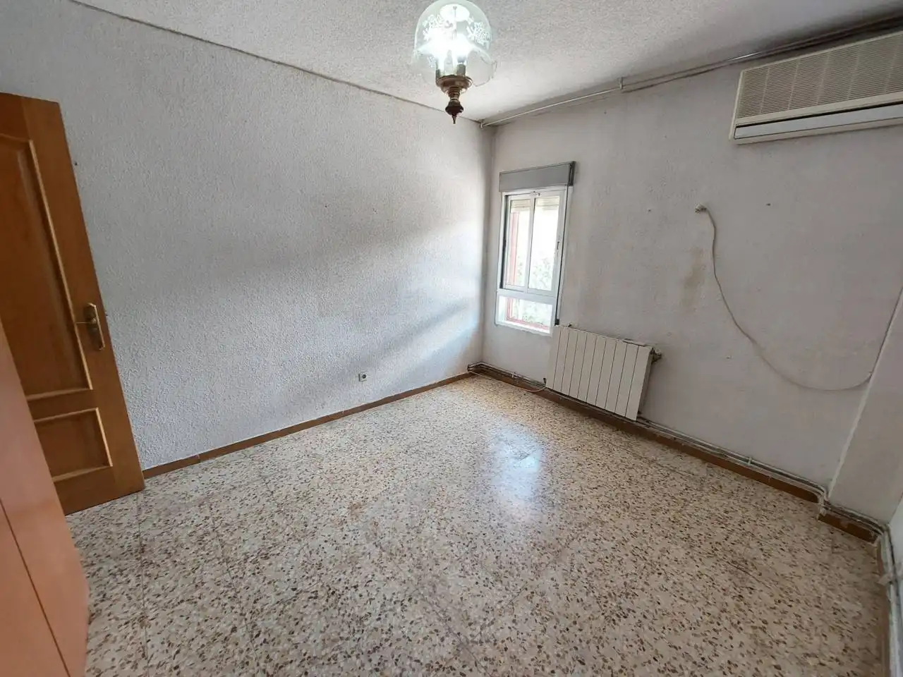 Schlafzimmer von Wohnung zum Verkauf in Fuenlabrada mit Heizung