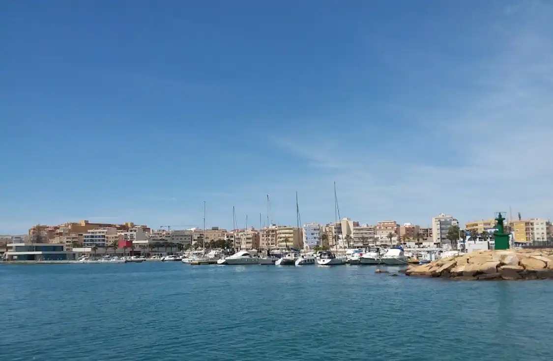 Exterior view of Flat for sale in Roquetas de Mar ciudad