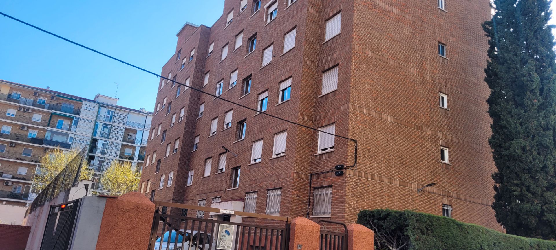 Exterior view of Flat for sale in  Madrid Capital  with Air Conditioner, Heating and Private garden