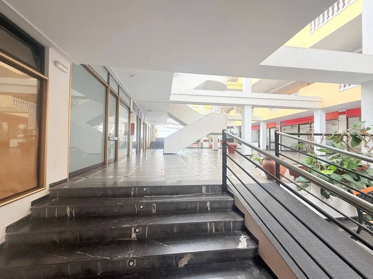 Local comercial en venda a Camelia, imagen 23